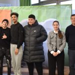 Gruppenfoto von Schülerinnen und Schülern bei der Schülerakademie Finanzkompetenz